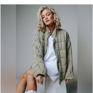 Free people dolman quilted jacket small